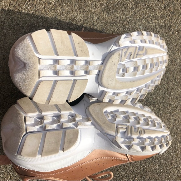 ❌Rose Gold Chunky Fila Disruptors Size 11 - Picture 7 of 8